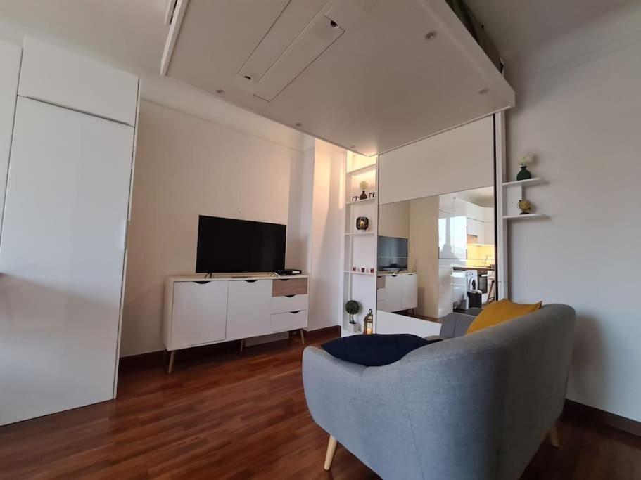 Studio A 2 Pas De La Gare Sartrouville Dış mekan fotoğraf