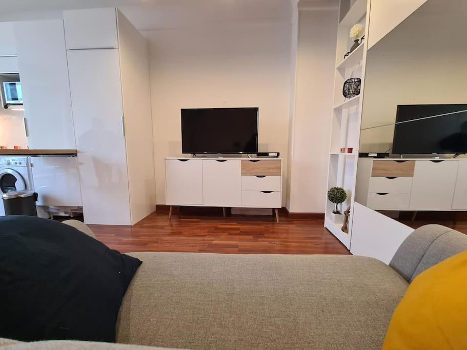 Studio A 2 Pas De La Gare Sartrouville Dış mekan fotoğraf
