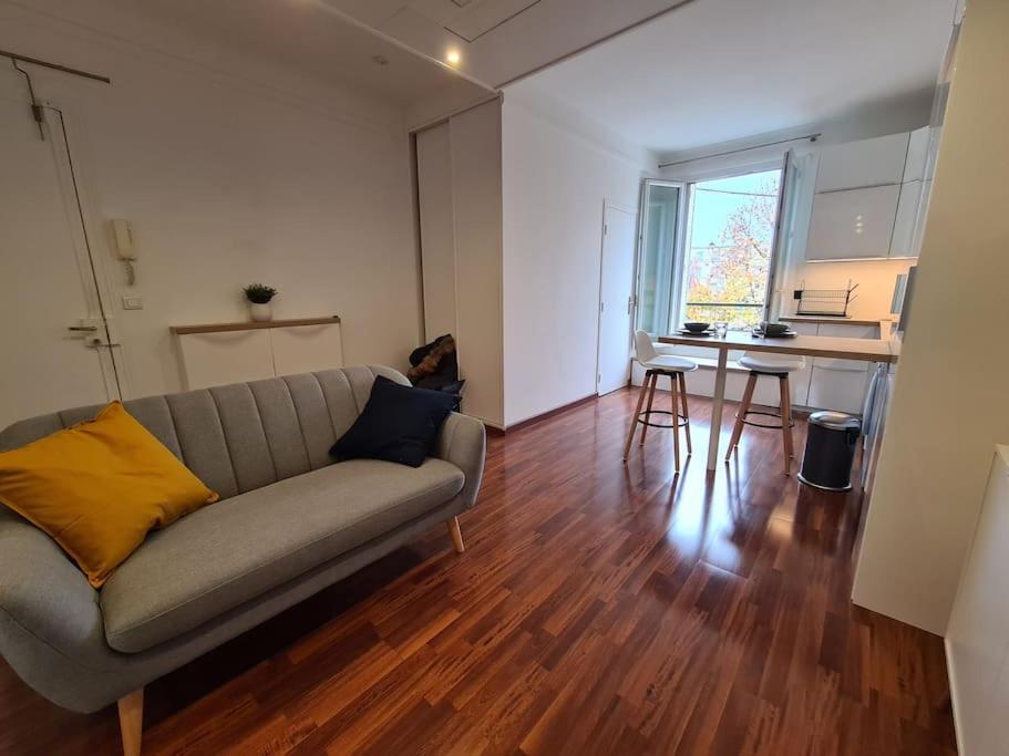 Studio A 2 Pas De La Gare Sartrouville Dış mekan fotoğraf