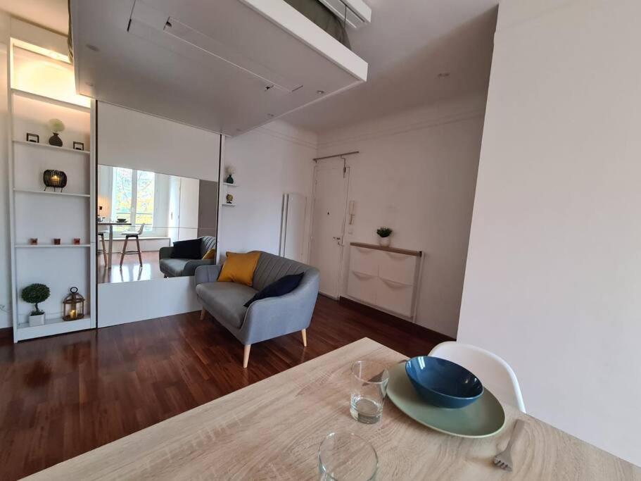 Studio A 2 Pas De La Gare Sartrouville Dış mekan fotoğraf