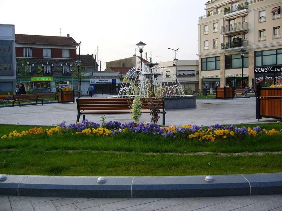 Studio A 2 Pas De La Gare Sartrouville Dış mekan fotoğraf